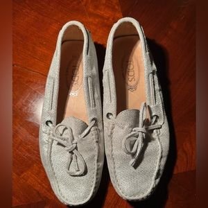 Tod’s silver Gommino Driving moccasins 38